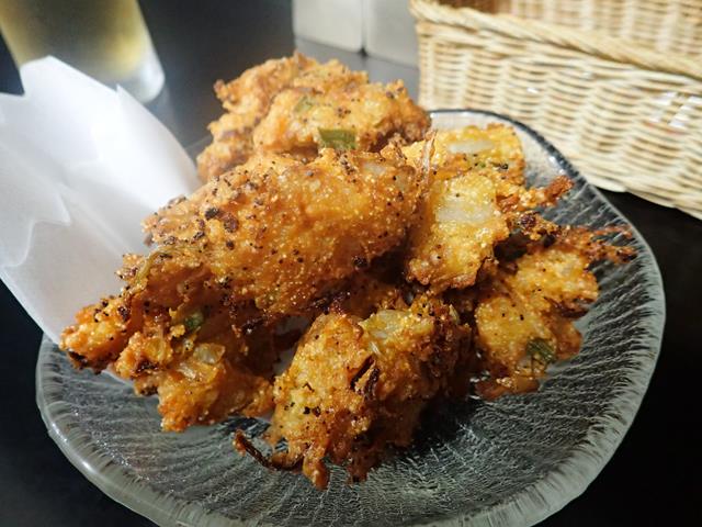 Onion and cheese Pakora at Cochin Nivas Indian Restaurant Tokyo
