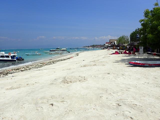 Beach at Nusa Lembongan