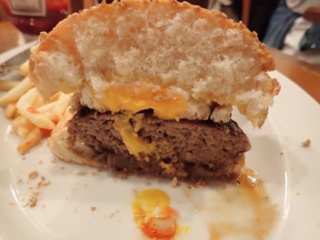 Tasty burger at Shane's Burg Restaurant Shinjuku
