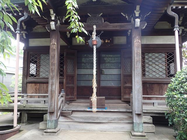 Shrine at Tennoji Temple Tokyo
