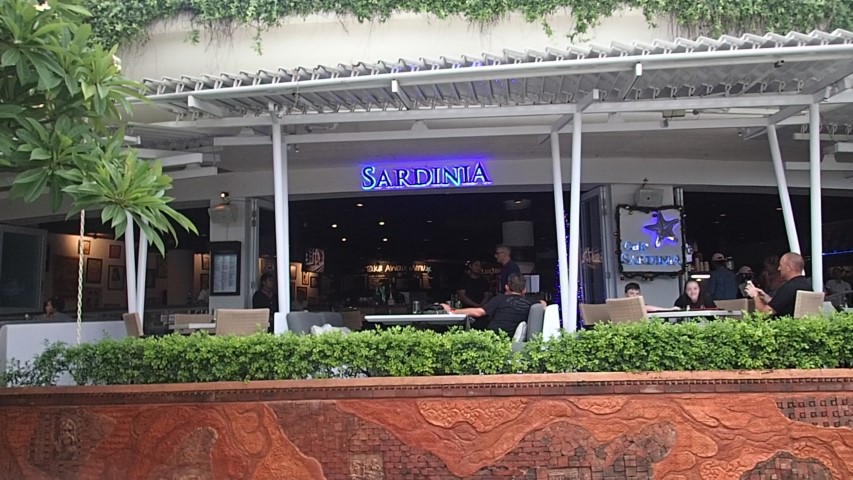 Cafe Sardinia Kuta