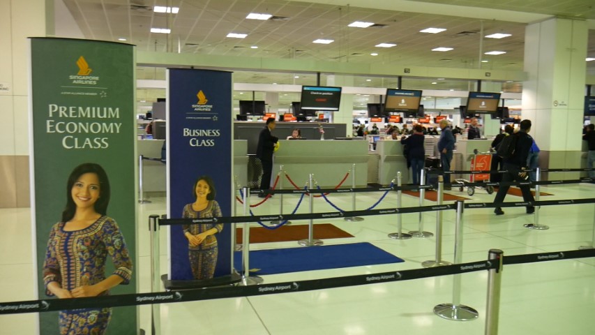 Singapore Airlines Check-in Counters at Sydney Airport