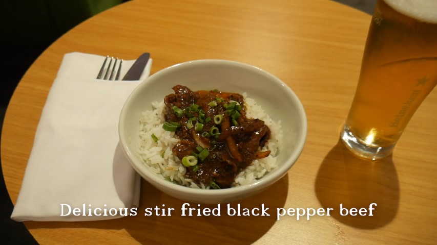 Delicious stir fried black pepper beef at Qantas Singapore Lounge