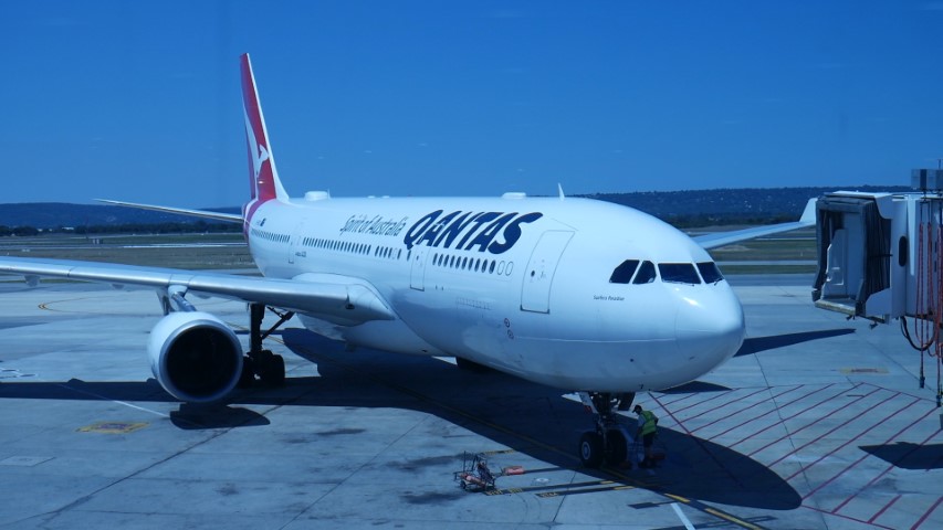 Qantas Perth to Sydney A330-200
