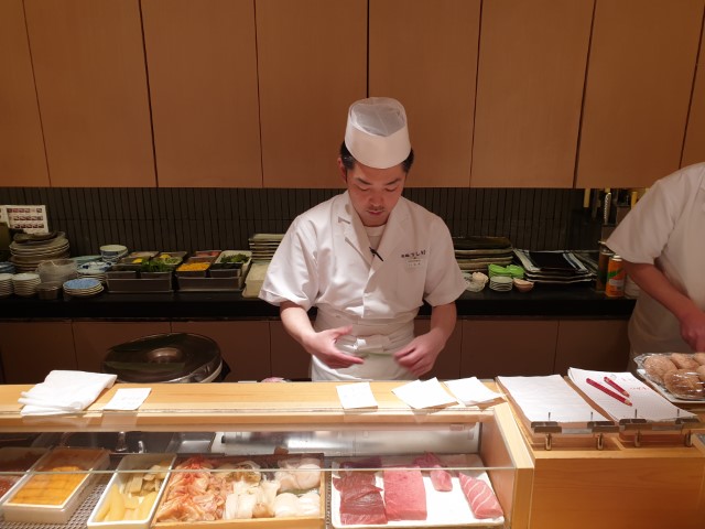 Sushi chef at Tsukiji Sushiko Restaurant Ginza