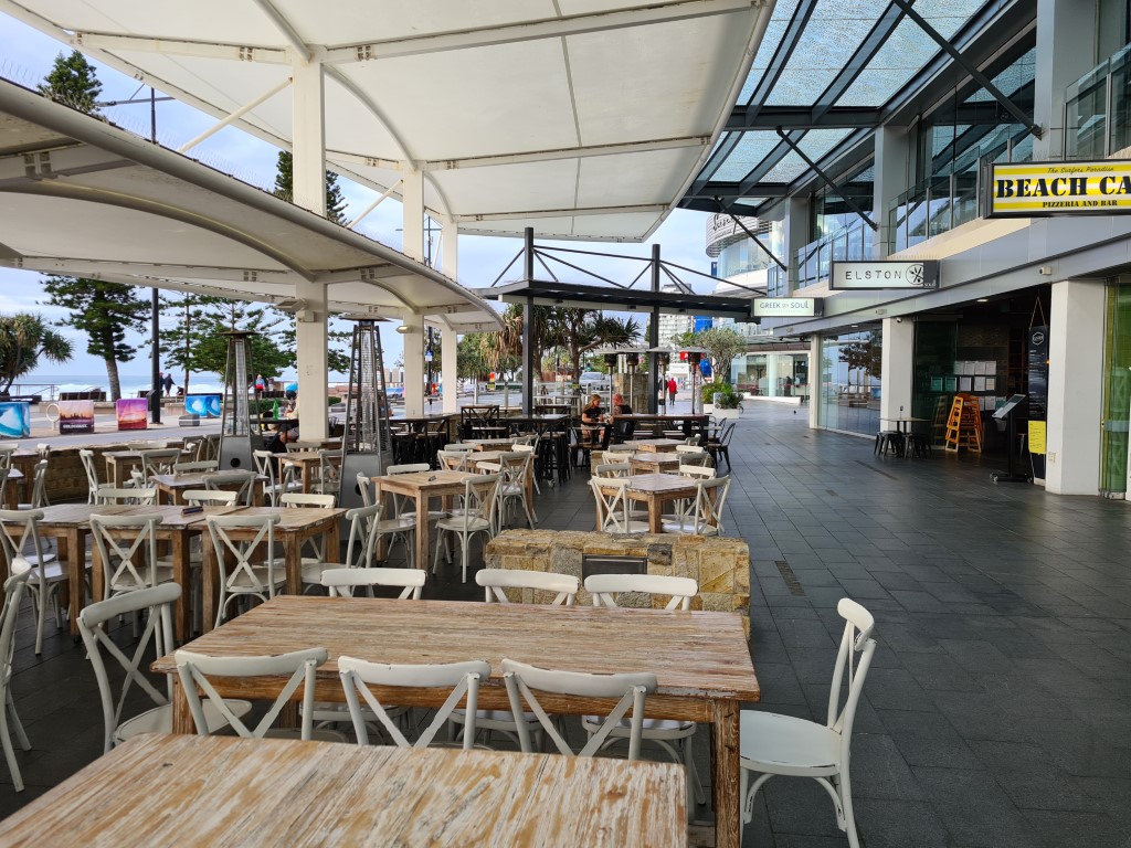 Dining at Surfers Paradise Beach Cafe