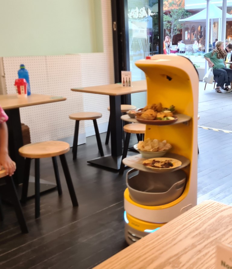 Robot serving meals at Ayam Penyet Ria Indonesian Restaurant Parramatta