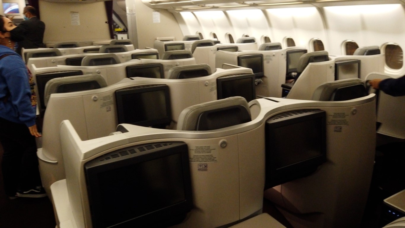 Malaysian Airlines A330-300 Business Class Cabin