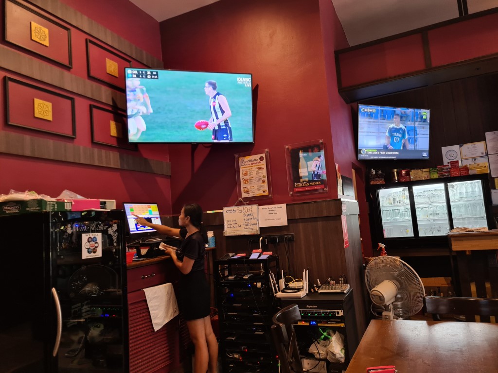 Live Sports shown at Red Lion British Pub Bangkok