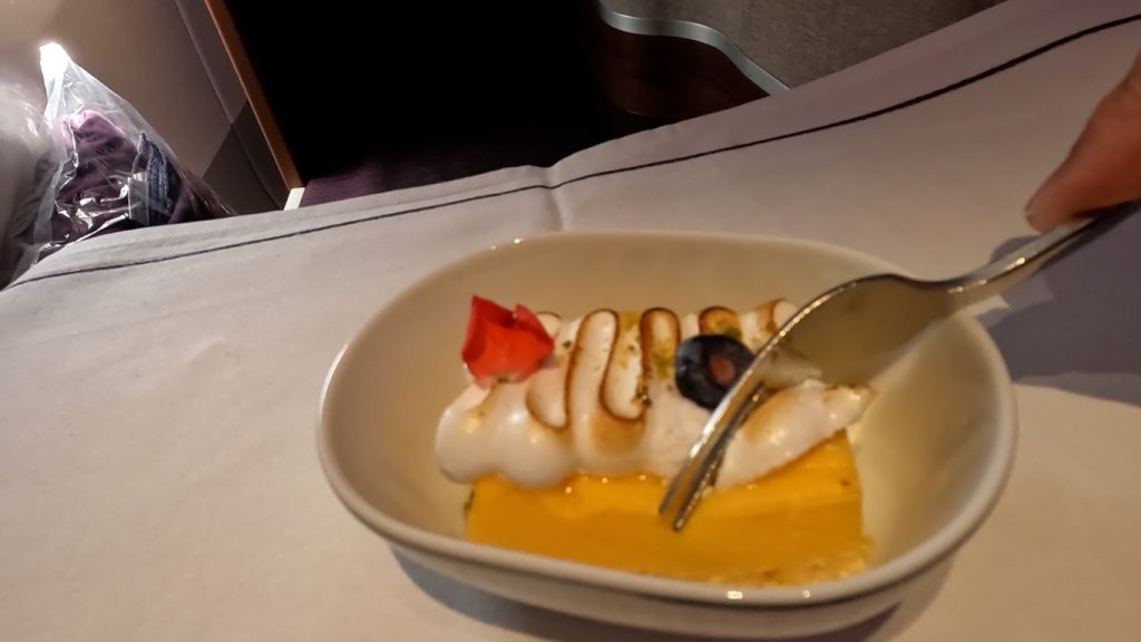 Dessert served in Thai Airways Business Class
