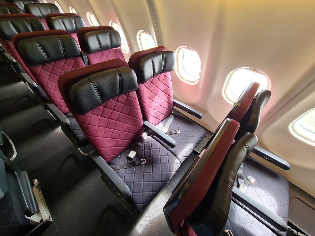 Economy Class Seats on Qantas A330-200