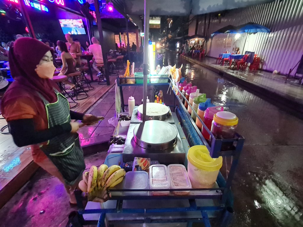Street food vendor at Soi 7 Sukhumvit Bangkok