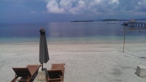 The beach out the front of Cocotinos Beach Resort