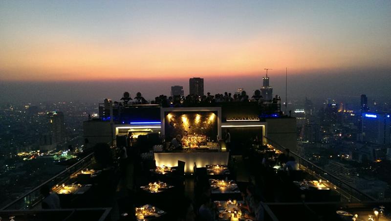 Fine dining with a view over Bangkok