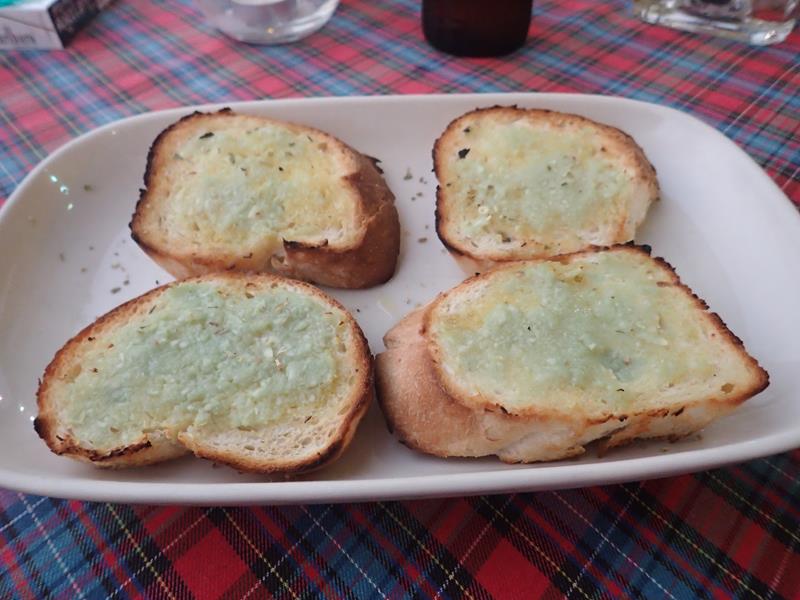 Garlic bread at La Dolce Vita Restaurant
