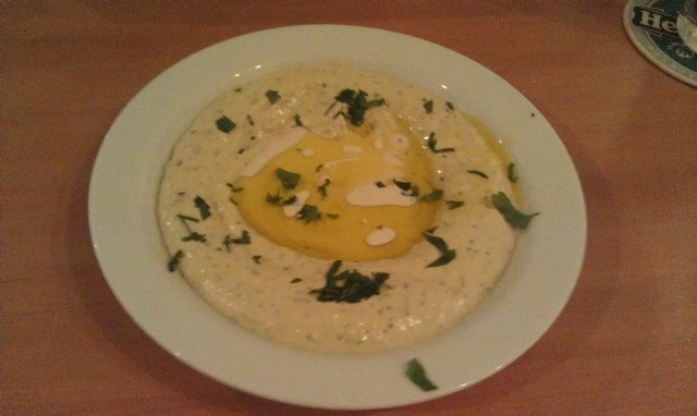 Hummus at Ta-Im Israeli Restaurant Tokyo