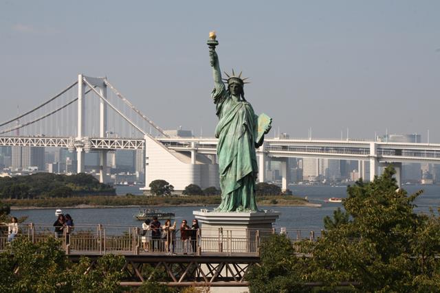 Statue of Liberty at Odaiba Tokyo