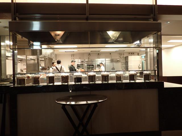 Open kitchen at Taronga Restaurant Tokyo