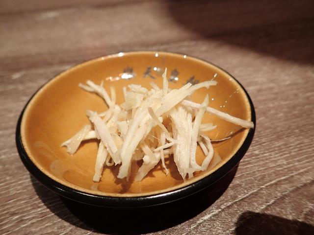 Sliced ginger at Paradise Dynasty Chinese Restaurant Kuta