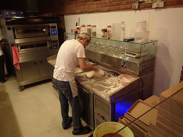 Italian Pizza chef at Pronto Pizza Kuta Beach
