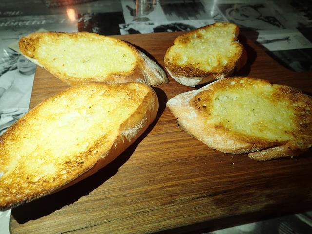 Garlic bread at Bella Italia Restaurant Sanur