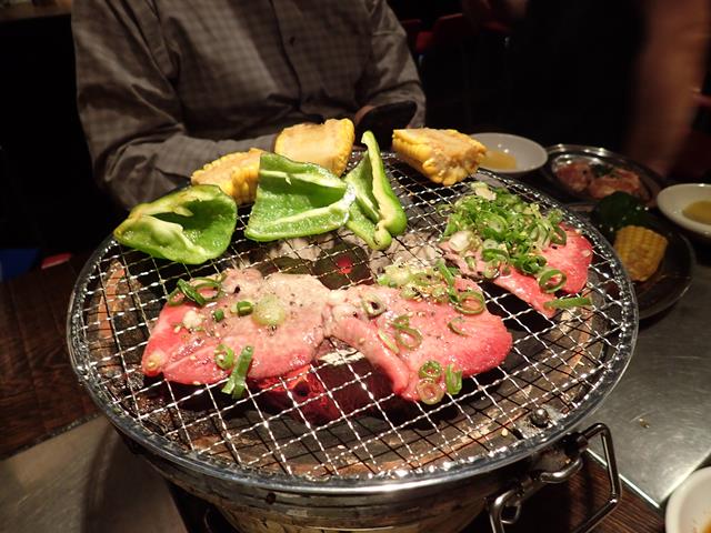 Don Don Yakiniku BBQ Restaurant Kabukicho Shinjuku Tokyo