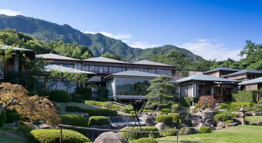 Best Hotels to Stay on Miyajima Island Japan