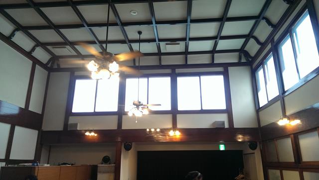 Main dining room at Maisen Tonkatsu Restaurant