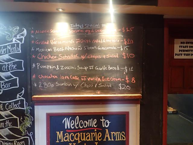 Pub food at Macquarie Arms Hotel Windsor