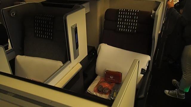 JAL Business Class on B777-300