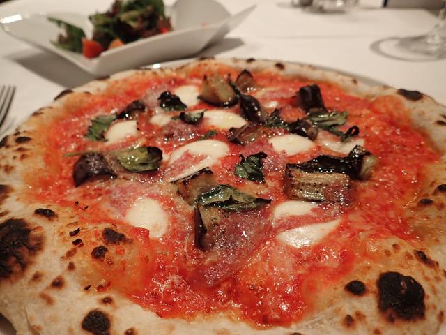 Italian Pizza at Duo Fourchettes