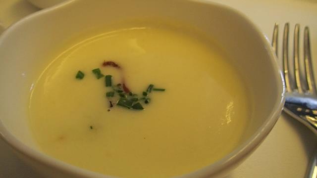 Potato and Leek Soup on Vietnam Airlines