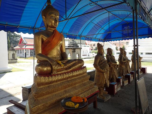 Buddha statues at Wat Kalayanamitra Temple