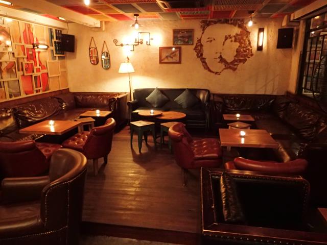 Cuban theme at Revolucion Cocktail Bangkok