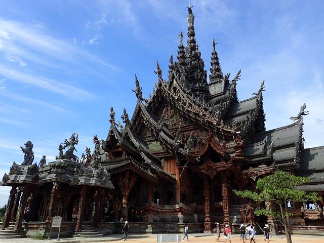 Beautiful wooden temple – The Sanctuary of Truth – Pattaya Thailand