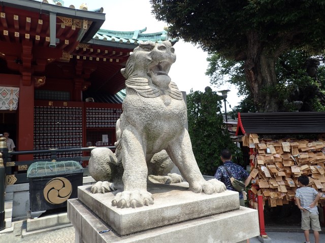 Komainu at Kanda Myojin Shrine