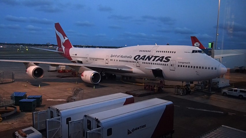 Flight Review Qantas B747 Sydney to Tokyo Haneda Economy Class Emergency Exit Row Seat 46A