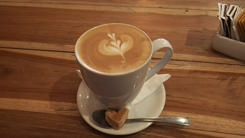 Cafe Latte coffee at Memorial Cafe Kuta