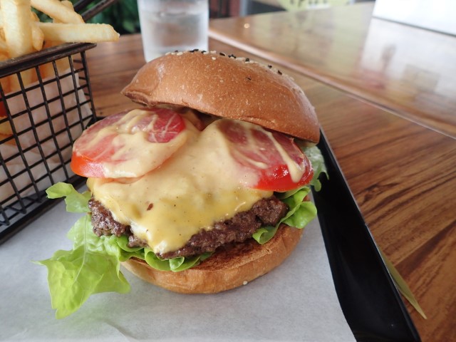 Best Burgers in Surfers Paradise