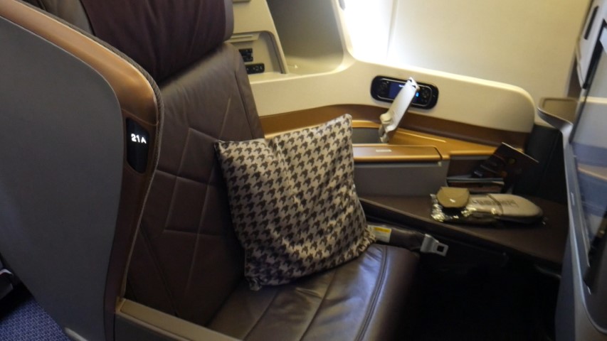 Singapore Airlines B777-300 Business Class Seats
