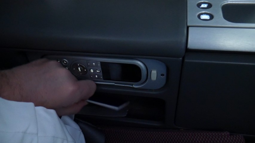 Small storage compartment in the seat