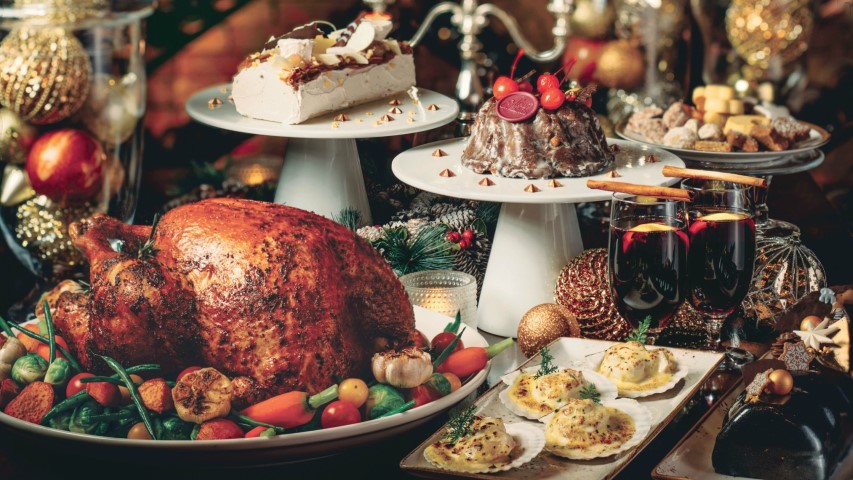 Where to eat Christmas lunch or dinner in Singapore