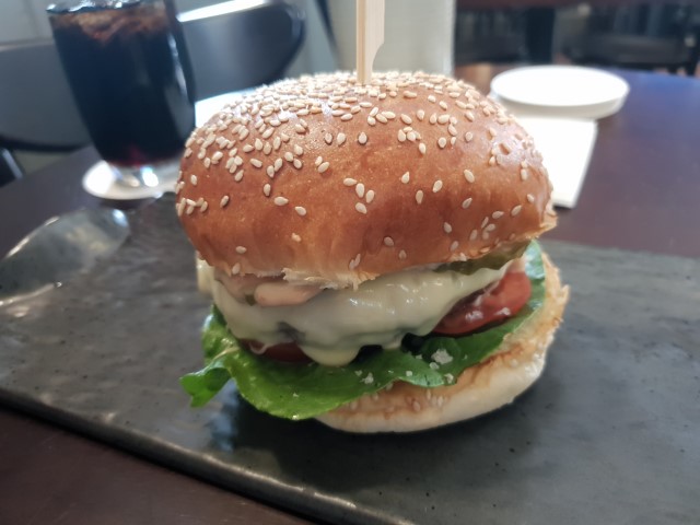 Burger at Dundee Arms Sydney