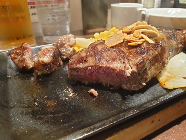 Perfectly cooked steak at Ikinari Steak House
