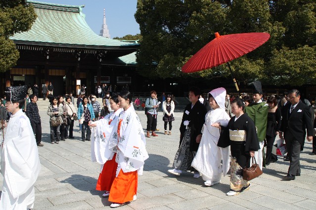 Japanese Wedding at Meiji Jingu Shrine Tokyo