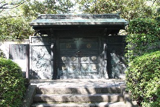 Masoleum of Tokugawa at Zojoji Temple