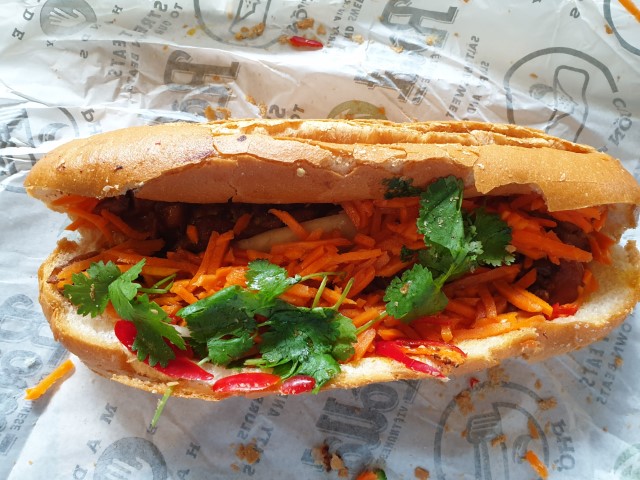 Disappointing Banh Mi from Roll’d Vietnamese Food Sydney CBD