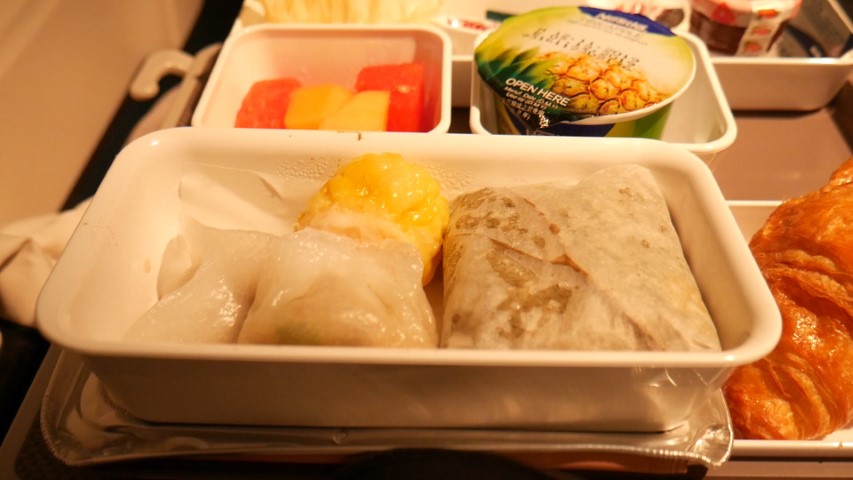 Dim sum for breakfast on Cathay Pacific