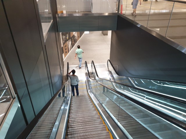Escalators down to Hunter Connection Tunnel