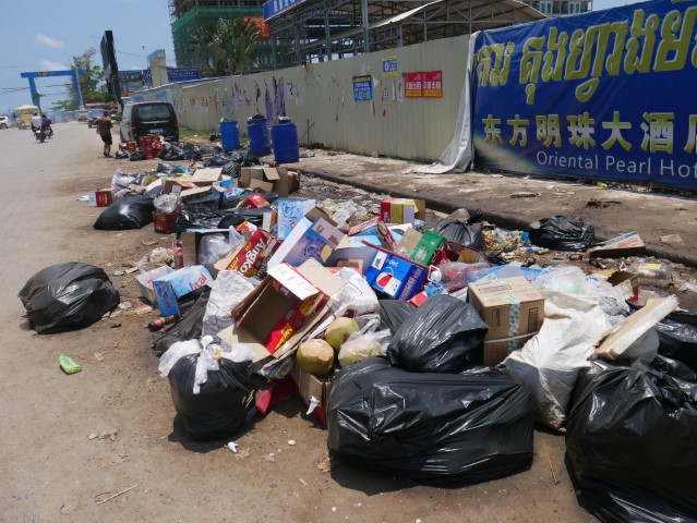 Rubbish on the streets of Sihanoukville